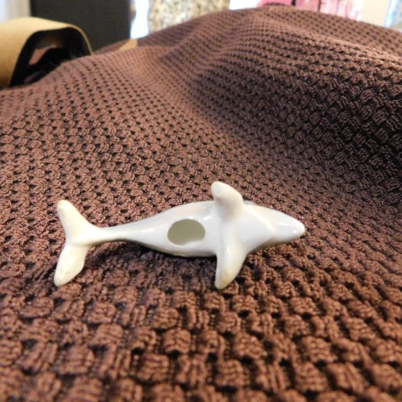 Dolphin Figure Ceramic Mini - Picture 2 of 4
